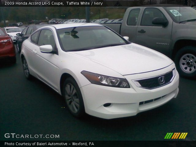 2009 Honda Accord LX-S Coupe in Taffeta White