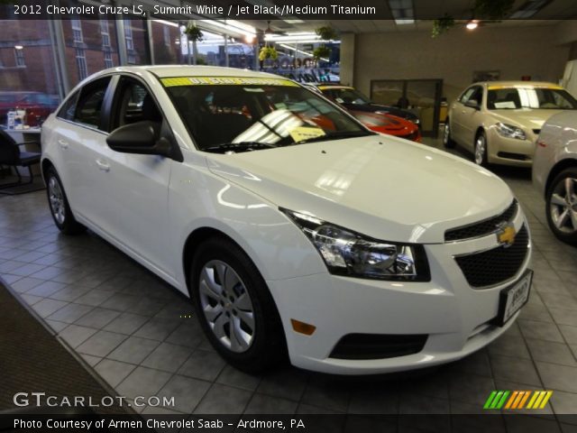 2012 Chevrolet Cruze LS in Summit White
