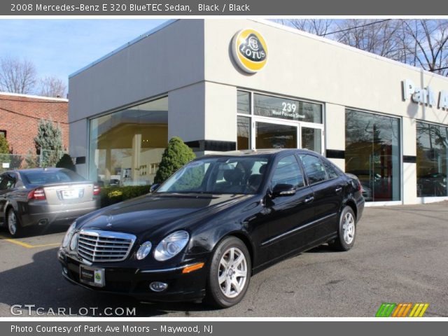 2008 Mercedes-Benz E 320 BlueTEC Sedan in Black