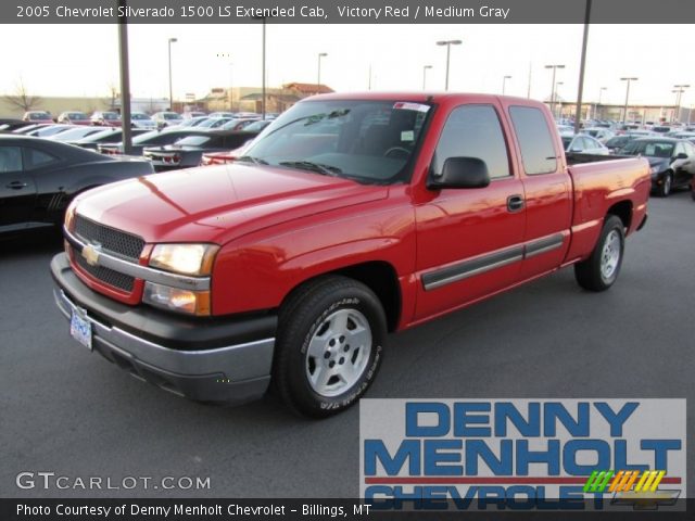 2005 Chevrolet Silverado 1500 LS Extended Cab in Victory Red
