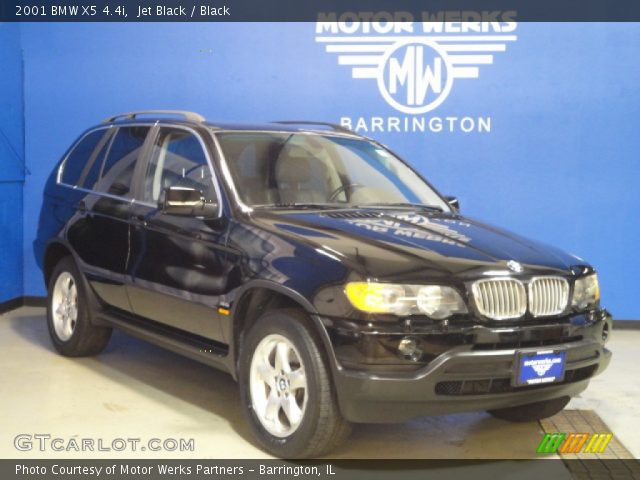 2001 BMW X5 4.4i in Jet Black
