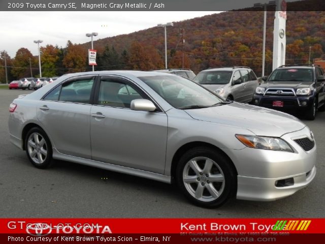 2009 Toyota Camry SE in Magnetic Gray Metallic