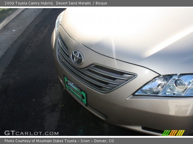 2009 Toyota Camry Hybrid in Desert Sand Metallic