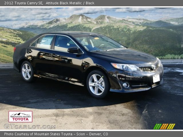 2012 Toyota Camry SE in Attitude Black Metallic