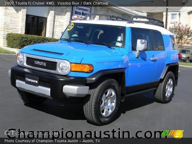 2007 Toyota FJ Cruiser 4WD in Voodoo Blue