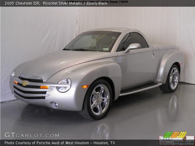 2005 Chevrolet SSR  in Ricochet Silver Metallic