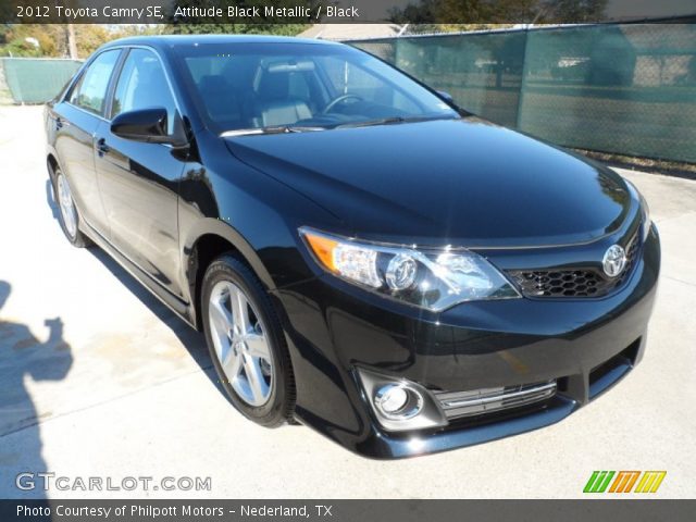 2012 Toyota Camry SE in Attitude Black Metallic