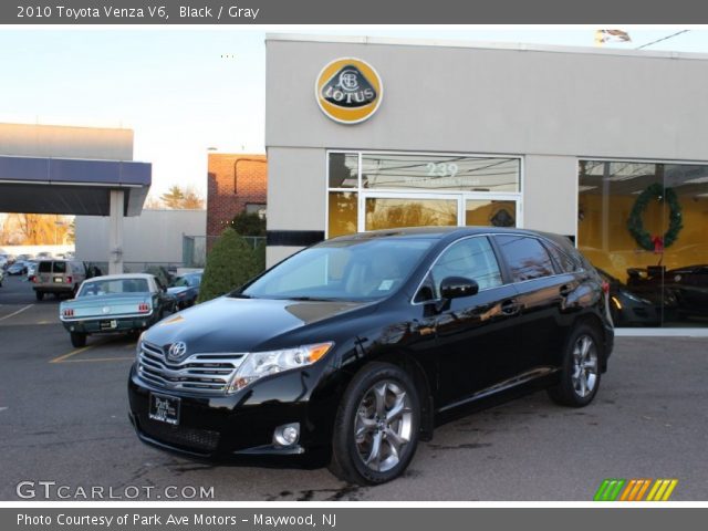 2010 Toyota Venza V6 in Black