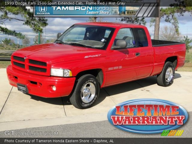 1999 Dodge Ram 1500 Sport Extended Cab in Flame Red