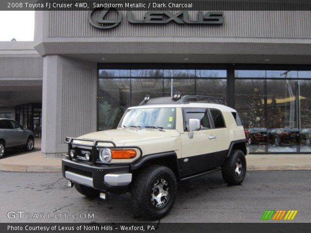 2008 Toyota FJ Cruiser 4WD in Sandstorm Metallic