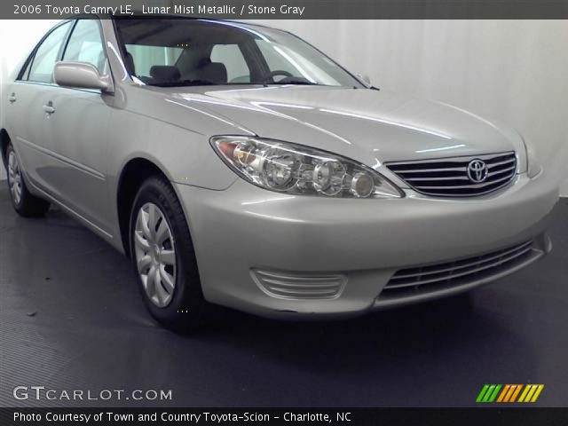 2006 Toyota Camry LE in Lunar Mist Metallic