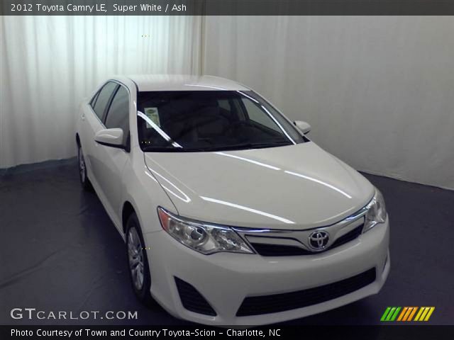 2012 Toyota Camry LE in Super White