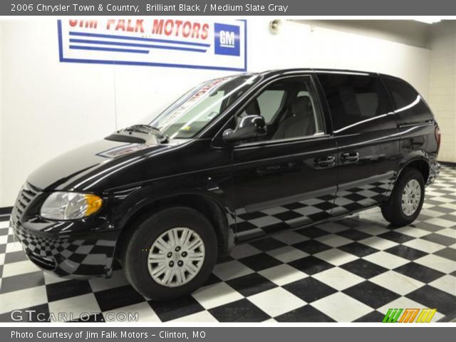 2006 Chrysler Town & Country  in Brilliant Black