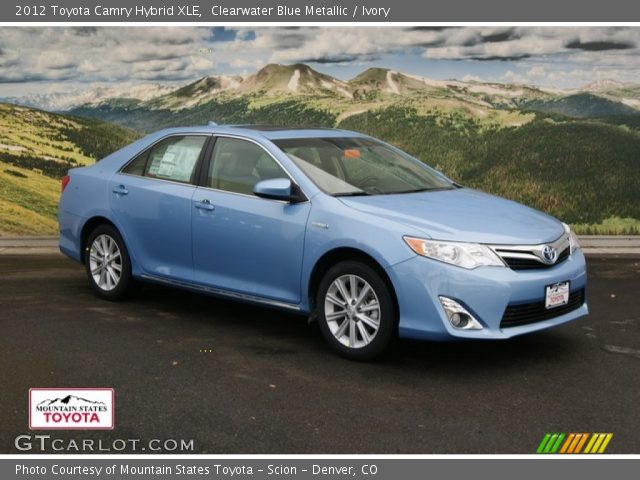 2012 Toyota Camry Hybrid XLE in Clearwater Blue Metallic