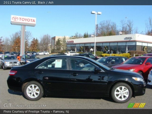 2011 Toyota Camry LE in Black