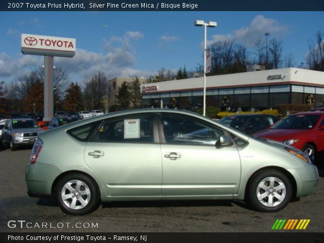 2007 Toyota Prius Hybrid in Silver Pine Green Mica