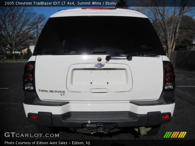 2005 Chevrolet TrailBlazer EXT LT 4x4 in Summit White