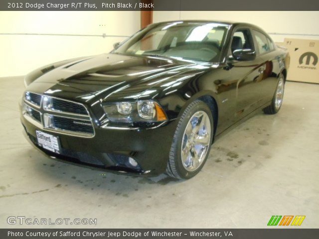 2012 Dodge Charger R/T Plus in Pitch Black