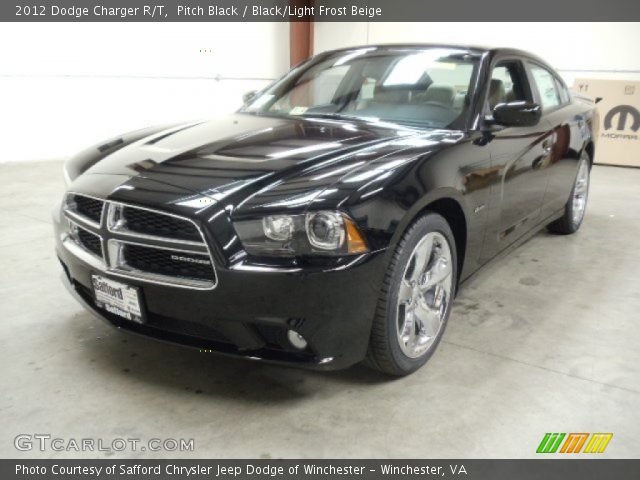 2012 Dodge Charger R/T in Pitch Black