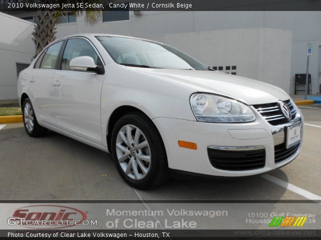 2010 Volkswagen Jetta SE Sedan in Candy White
