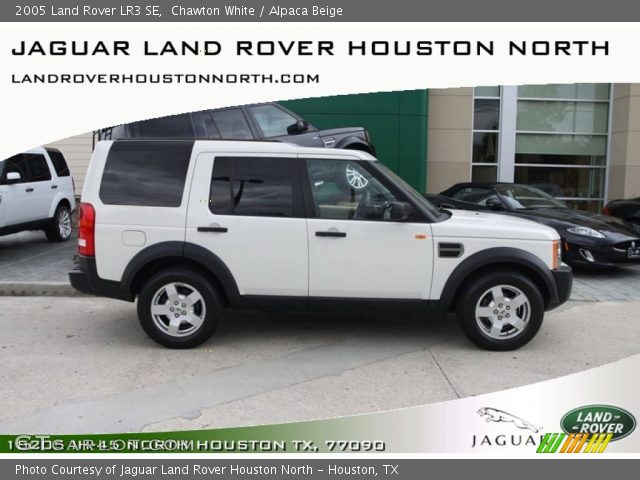 2005 Land Rover LR3 SE in Chawton White