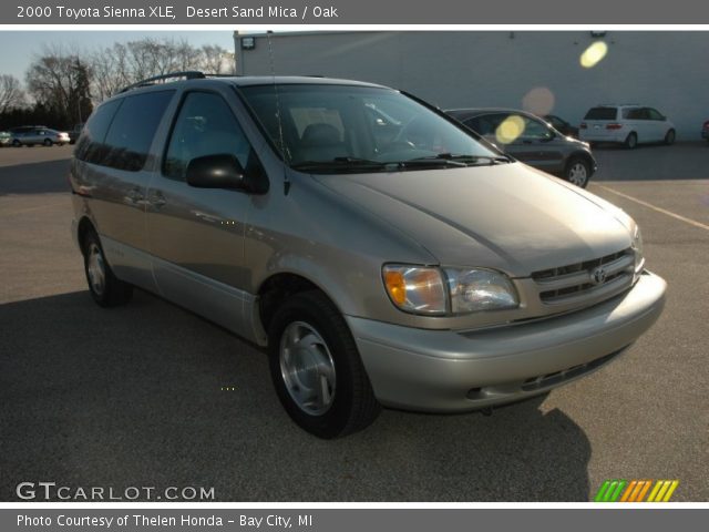2000 Toyota Sienna XLE in Desert Sand Mica