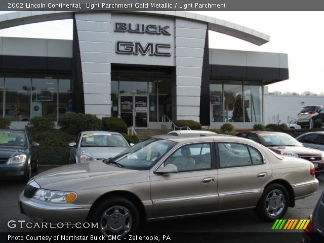 2002 Lincoln Continental  in Light Parchment Gold Metallic