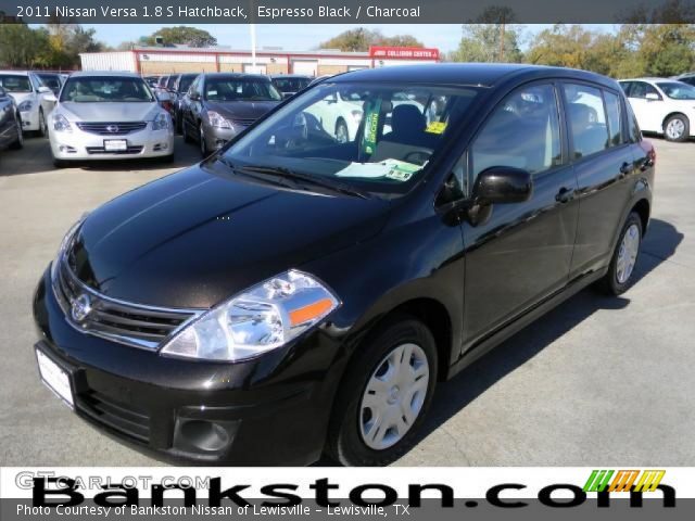 2011 Nissan Versa 1.8 S Hatchback in Espresso Black