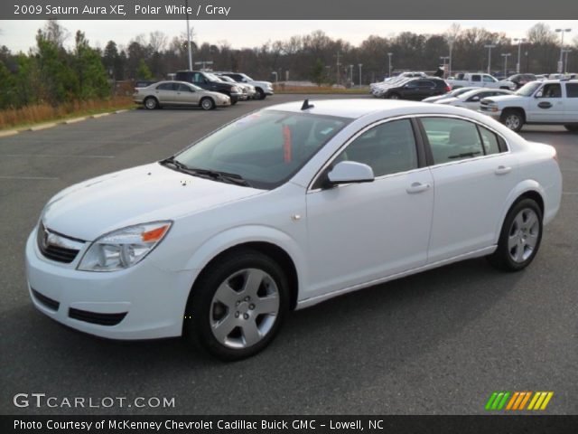 2009 Saturn Aura XE in Polar White