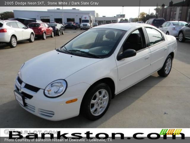 2005 Dodge Neon SXT in Stone White