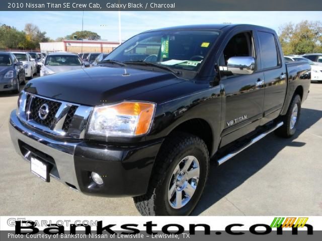 2010 Nissan Titan SE Crew Cab in Galaxy Black