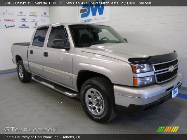 2006 Chevrolet Silverado 1500 LS Crew Cab 4x4 in Silver Birch Metallic