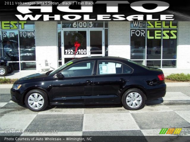 2011 Volkswagen Jetta S Sedan in Black