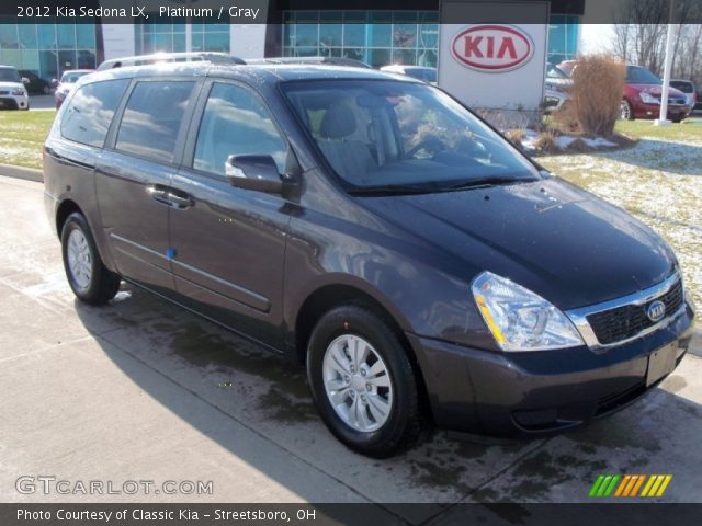 2012 Kia Sedona LX in Platinum