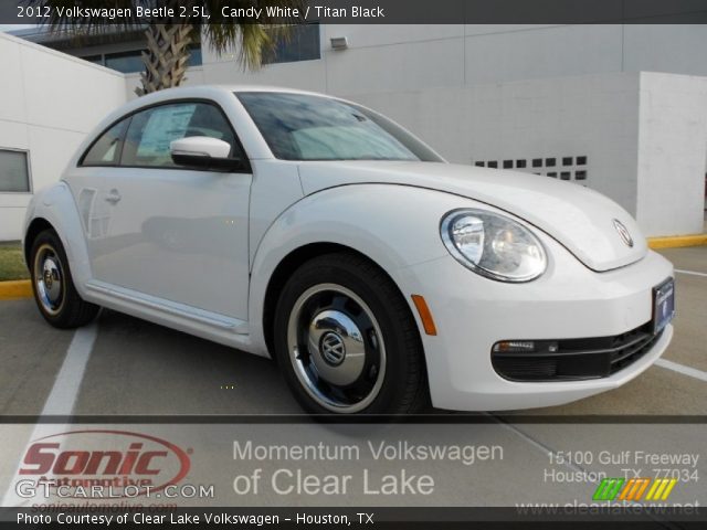 2012 Volkswagen Beetle 2.5L in Candy White