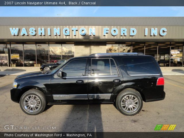 2007 Lincoln Navigator Ultimate 4x4 in Black