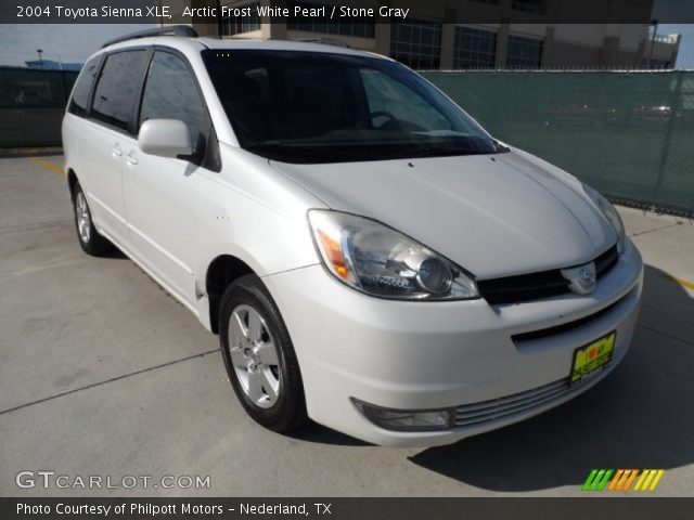 2004 Toyota Sienna XLE in Arctic Frost White Pearl