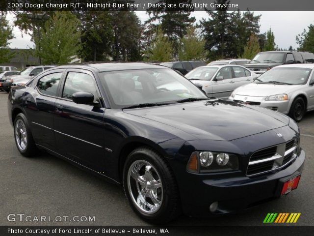 2006 Dodge Charger R/T in Midnight Blue Pearl
