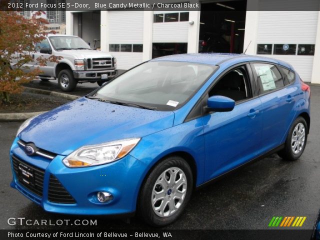 2012 Ford Focus SE 5-Door in Blue Candy Metallic