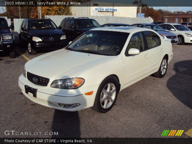 2003 Infiniti I 35 in Ivory Pearl White