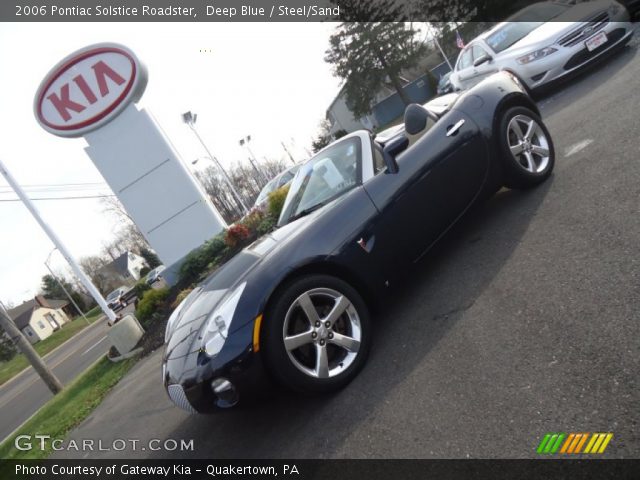 2006 Pontiac Solstice Roadster in Deep Blue