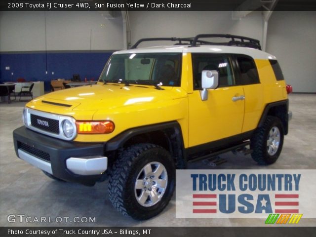 2008 Toyota FJ Cruiser 4WD in Sun Fusion Yellow