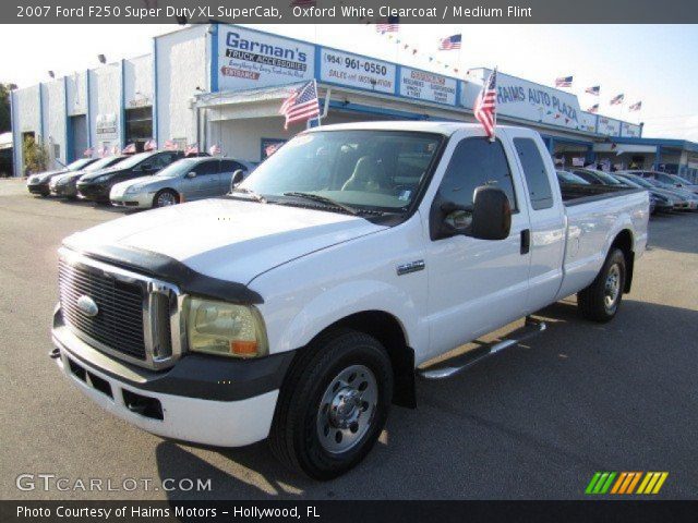 2007 Ford F250 Super Duty XL SuperCab in Oxford White Clearcoat