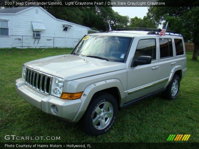 2007 Jeep Commander Limited in Light Graystone Pearl