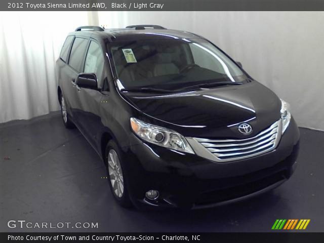 2012 Toyota Sienna Limited AWD in Black