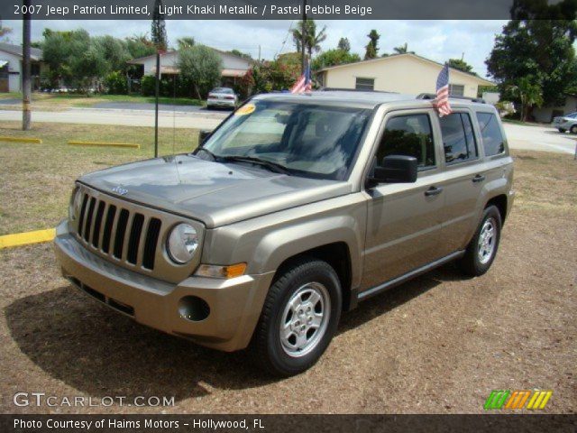 2007 Jeep Patriot Limited in Light Khaki Metallic