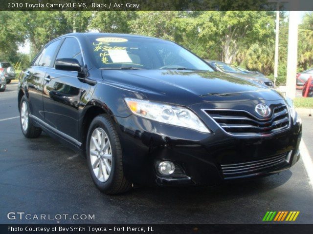 2010 Toyota Camry XLE V6 in Black