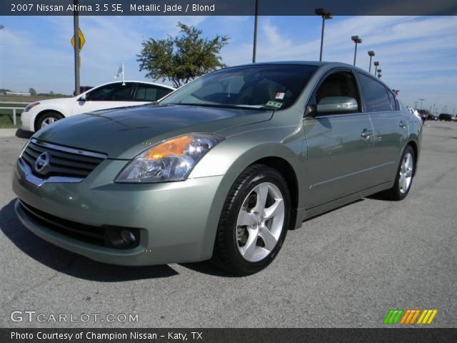 2007 Nissan Altima 3.5 SE in Metallic Jade