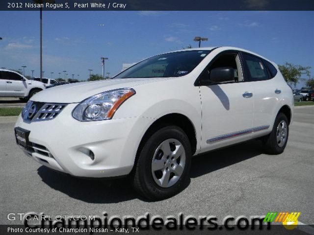 2012 Nissan Rogue S in Pearl White