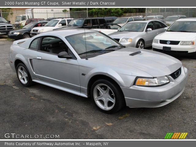 2000 Ford Mustang GT Coupe in Silver Metallic